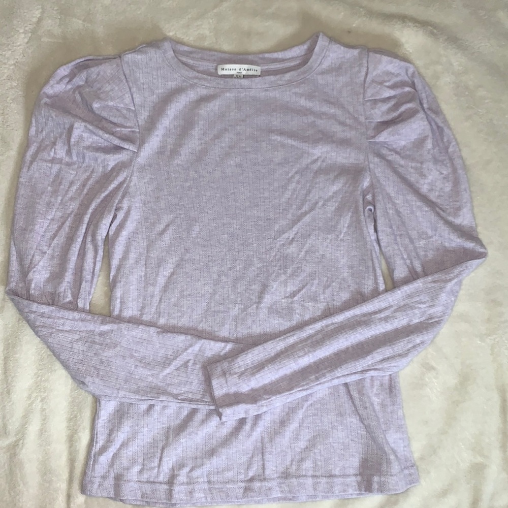 Lavender puffed long sleeve shirt